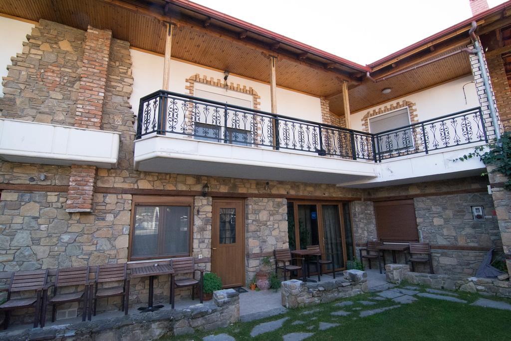 Spitiko Apartment กาโต ลูตรากี ภายนอก รูปภาพ